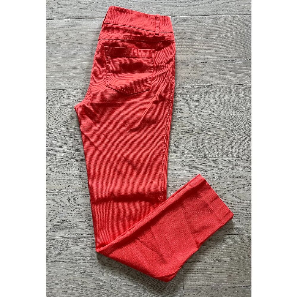 Marciano Low Rise Ankle Length Skinny Pants in Beautiful Coral Color